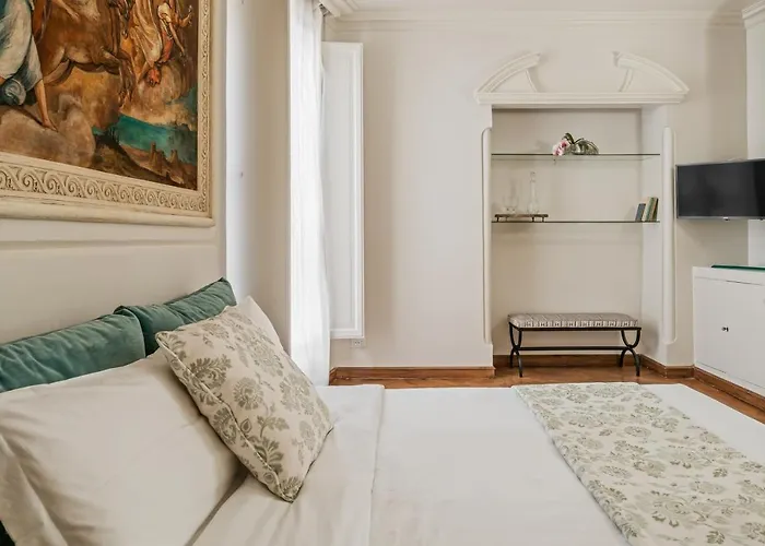 Bmga L Viapaola43 Palace Luxury Penthouse 2bdr
